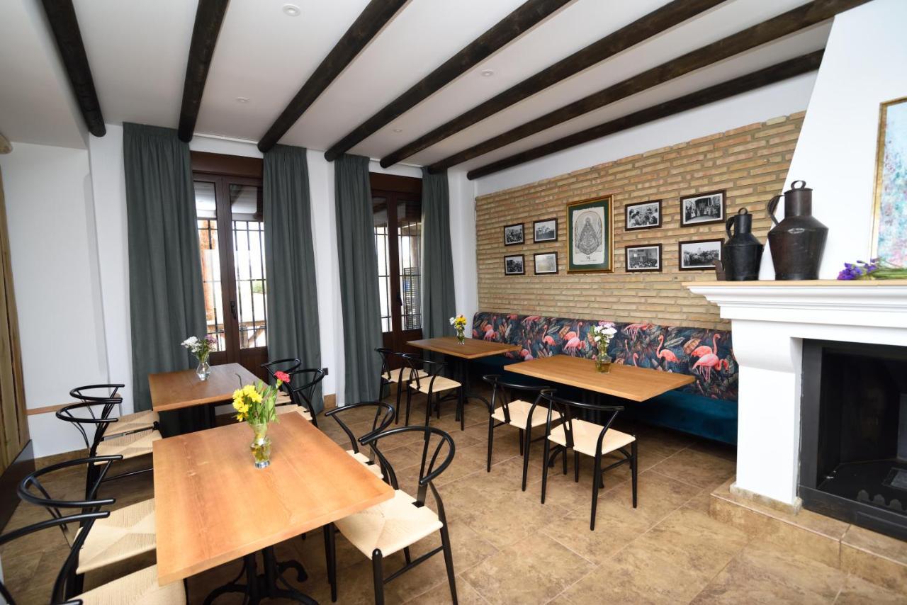 Hostal Rural Santa Habitaciones Aldea Del Rocio Ngoại thất bức ảnh