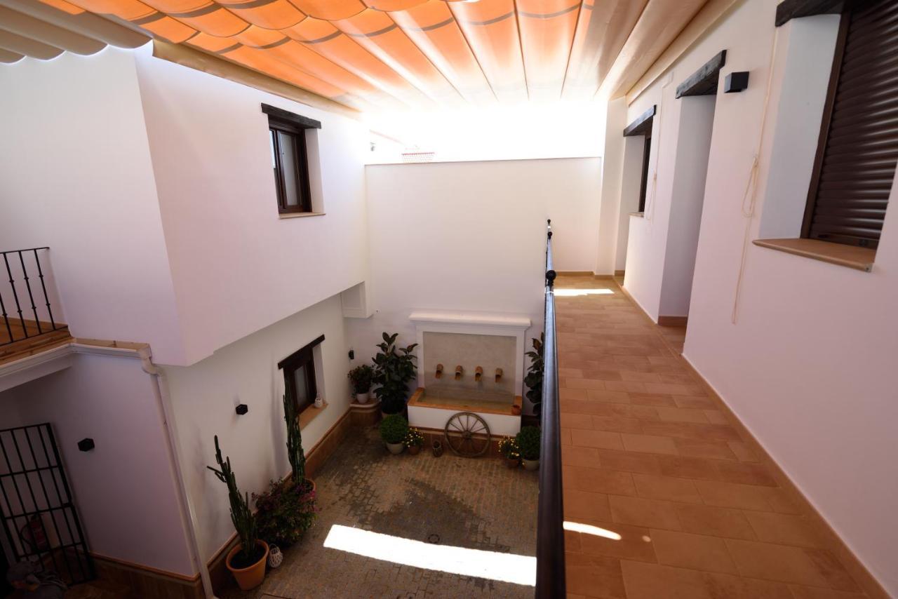 Hostal Rural Santa Habitaciones Aldea Del Rocio Ngoại thất bức ảnh