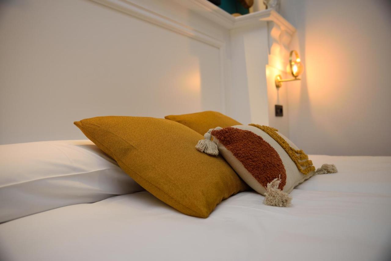 Hostal Rural Santa Habitaciones Aldea Del Rocio Ngoại thất bức ảnh