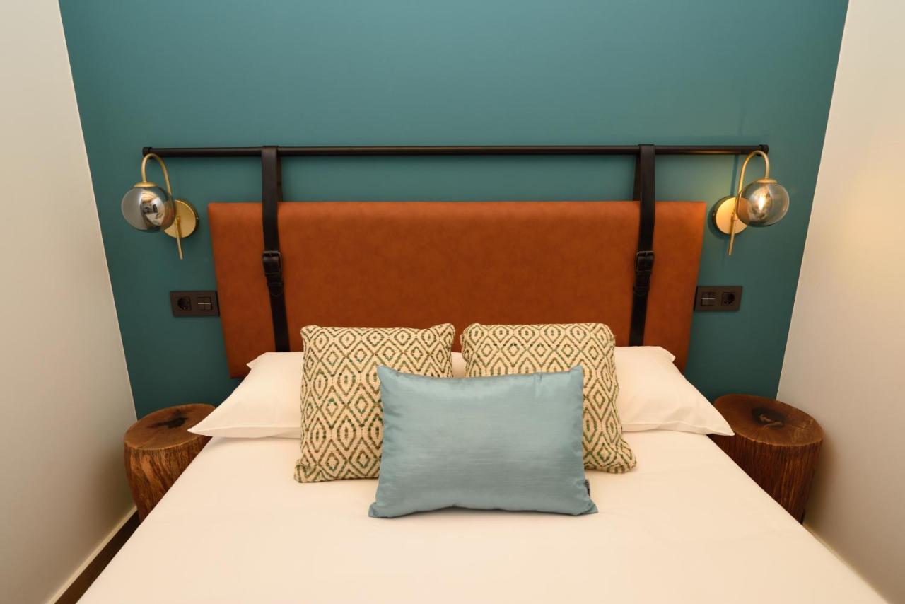 Hostal Rural Santa Habitaciones Aldea Del Rocio Ngoại thất bức ảnh