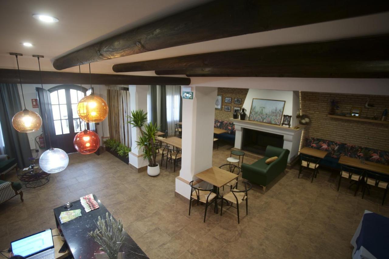 Hostal Rural Santa Habitaciones Aldea Del Rocio Ngoại thất bức ảnh